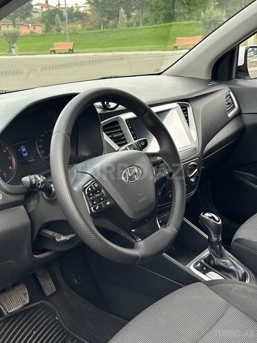 Hyundai Accent 2017, 128,445 km - 1.6 l - Bakı