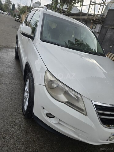 Volkswagen Tiguan 2009, 220,340 km - 2.0 l - Gəncə