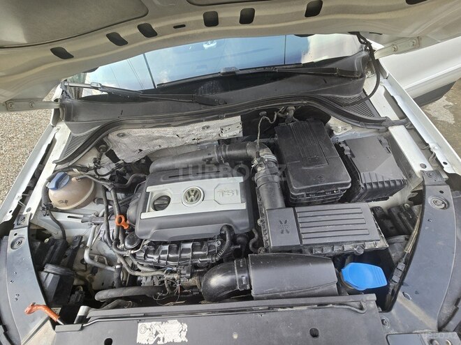 Volkswagen Tiguan 2009, 220,340 km - 2.0 l - Gəncə