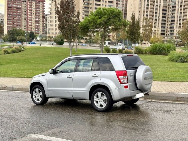 Suzuki Grand Vitara 2008, 233,000 km - 2.0 l - Bakı
