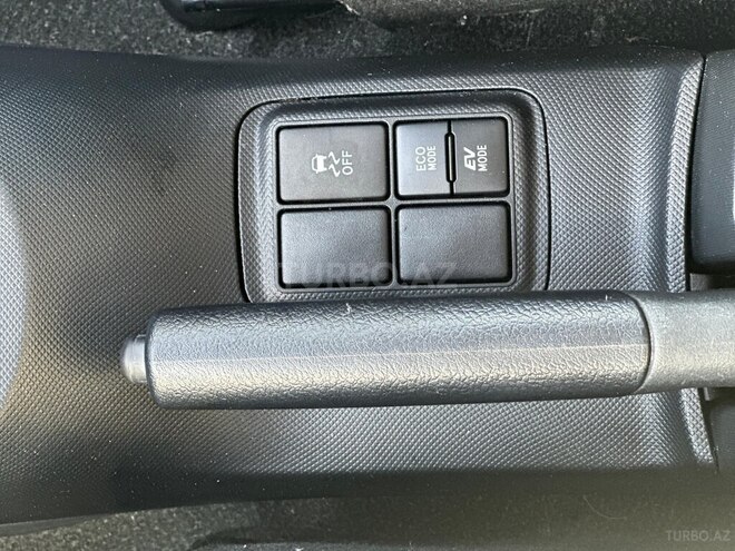 Toyota Aqua 2020, 100,000 km - 1.5 l - Gəncə