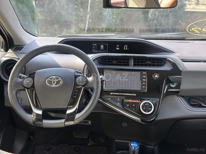 Toyota Aqua 2020, 100,000 km - 1.5 l - Gəncə