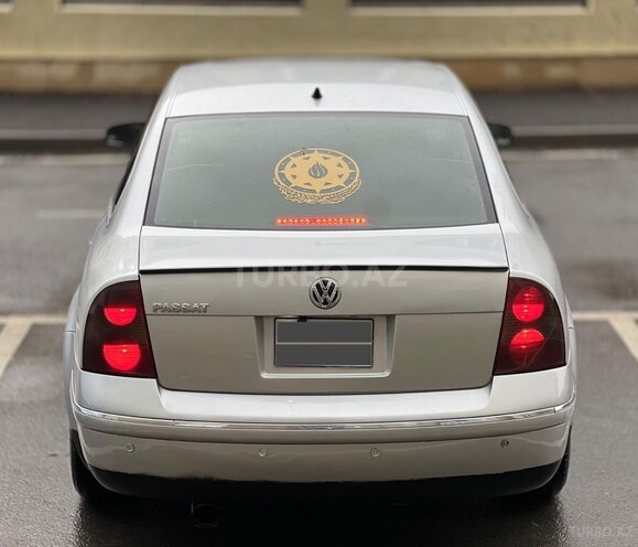 Volkswagen Passat 2003, 289,000 km - 1.8 l - Bakı