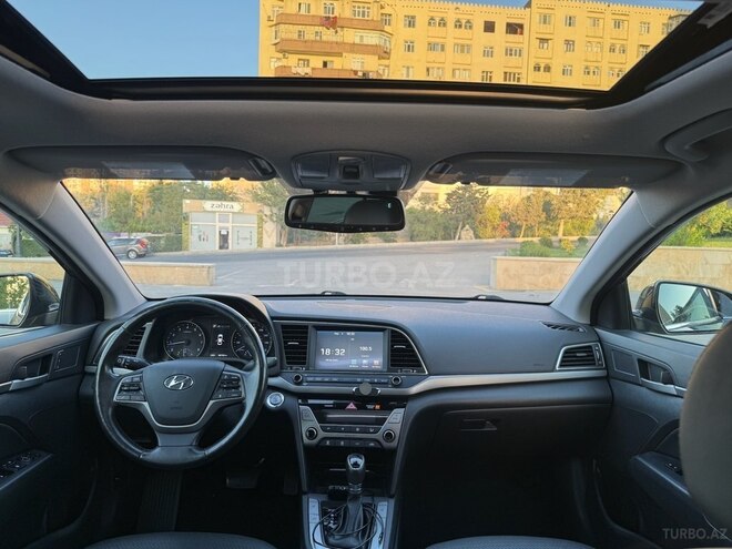 Hyundai Elantra 2016, 111,045 km - 2.0 l - Bakı