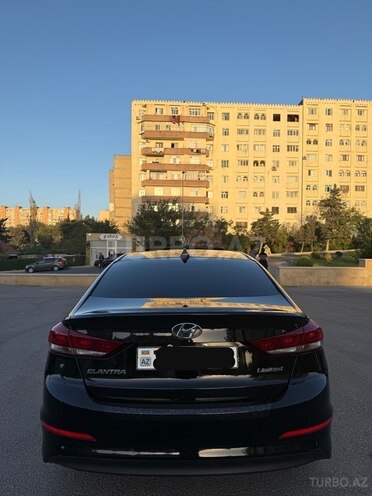 Hyundai Elantra 2016, 111,045 km - 2.0 l - Bakı