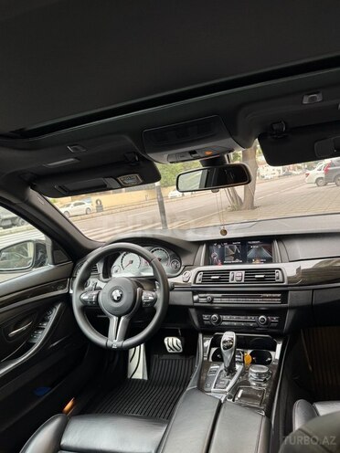 BMW 528 2015, 135,000 km - 2.0 l - Bakı