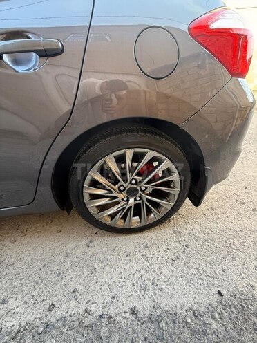 Toyota Auris 2010, 250,000 km - 1.4 l - Bakı