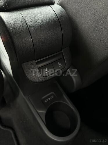 Volkswagen Polo 2021, 116,000 km - 1.6 л - Bakı