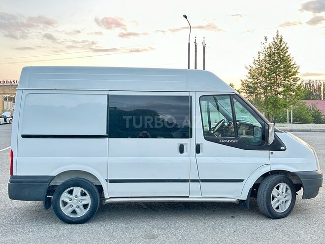 Ford Transit 2009, 245,500 km - 2.2 l - İsmayıllı
