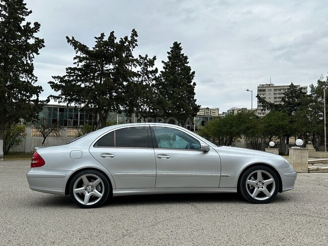 Mercedes E 320 2002, 269,900 km - 3.2 l - Bakı