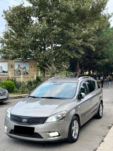 Kia  2010, 349,653 km - 1.6 l - Bakı
