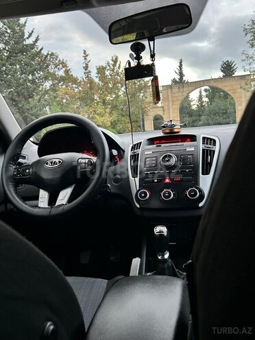 Kia  2010, 349,653 km - 1.6 l - Bakı
