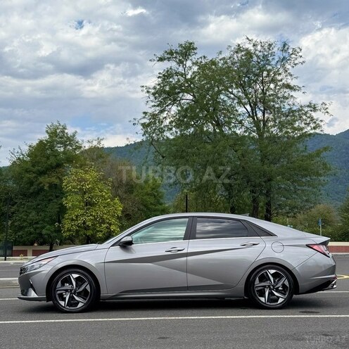 Hyundai Elantra 2022, 19,500 km - 1.6 l - Zaqatala