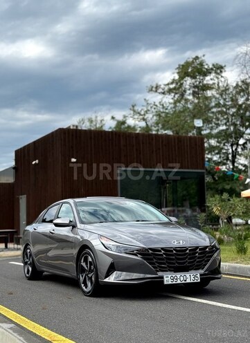 Hyundai Elantra 2022, 19,500 km - 1.6 l - Zaqatala