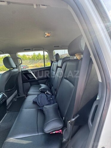 Toyota Land Cruiser Prado 2013, 280,000 km - 2.7 л - Bakı