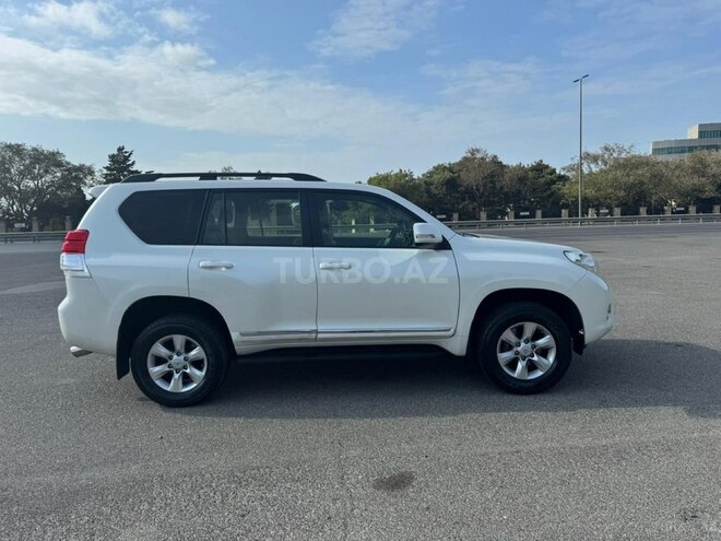 Toyota Land Cruiser Prado 2013, 280,000 km - 2.7 л - Bakı