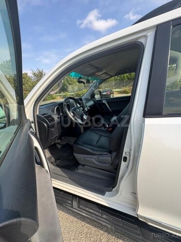 Toyota Land Cruiser Prado 2013, 280,000 km - 2.7 л - Bakı