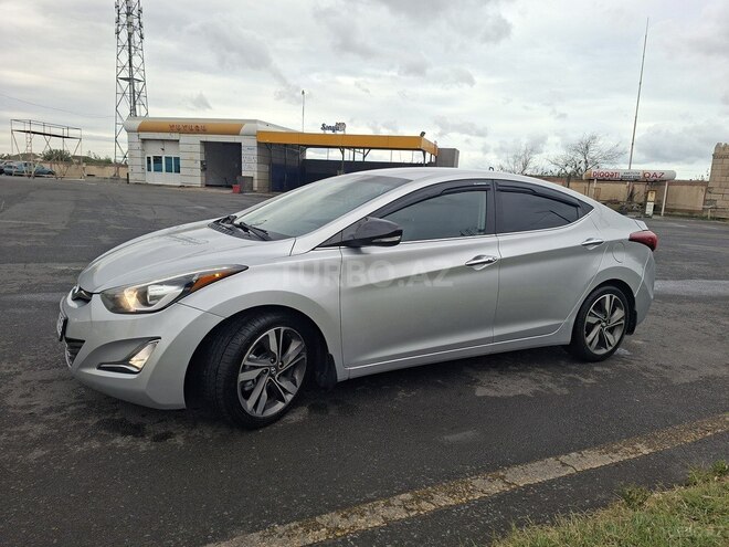 Hyundai Elantra 2015, 130,357 km - 1.8 л - Bakı