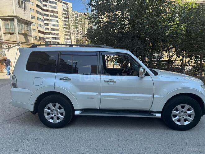 Mitsubishi Pajero 2013, 230,000 km - 3.5 л - Bakı