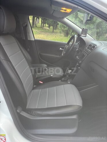Volkswagen Polo 2018, 110,000 km - 1.6 л - Bakı