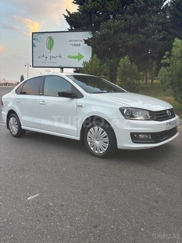 Volkswagen Polo 2018, 110,000 km - 1.6 л - Bakı
