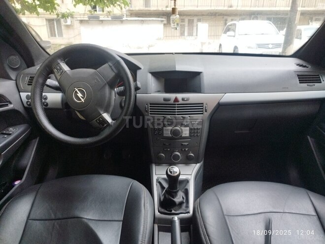 Opel Astra 2006, 435,000 km - 1.3 л - Bakı