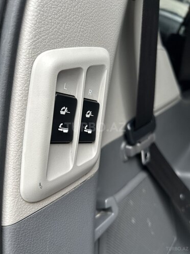 Toyota Land Cruiser Prado 2011, 137,000 km - 4.0 l - Bakı