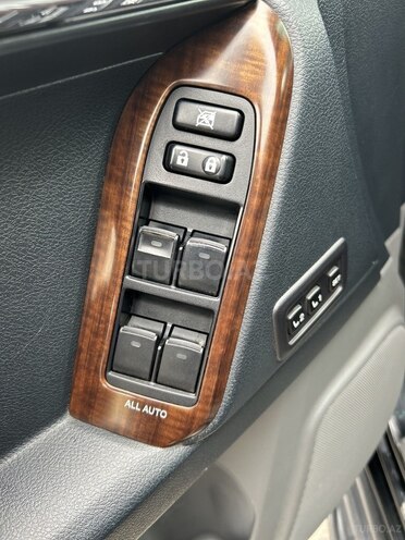 Toyota Land Cruiser Prado 2011, 137,000 km - 4.0 l - Bakı