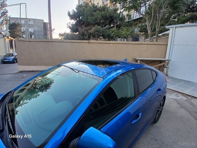 Hyundai Elantra 2016, 119,000 km - 2.0 l - Bakı