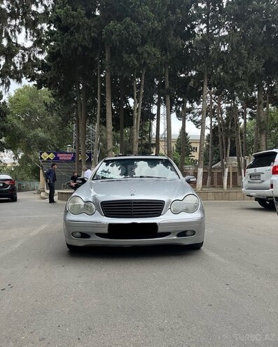 Mercedes C 200 2001, 334,625 km - 2.0 l - Bakı
