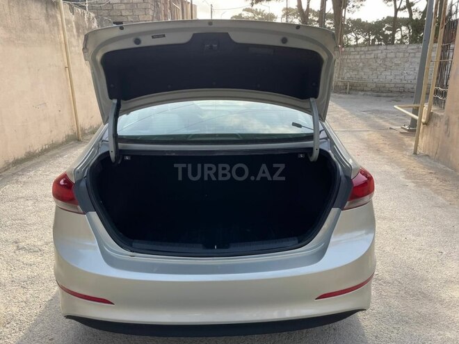 Hyundai Elantra 2016, 141,622 km - 2.0 l - Bakı