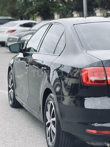 Volkswagen Jetta 2016, 129,800 km - 1.4 l - Bakı