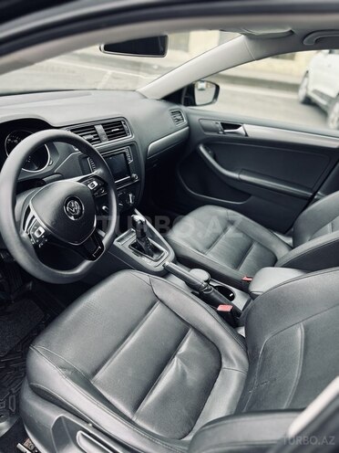 Volkswagen Jetta 2016, 129,800 km - 1.4 l - Bakı