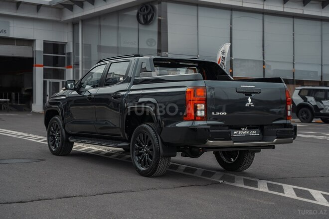 Mitsubishi L200 2026, 0 km - 2.4 l - Bakı