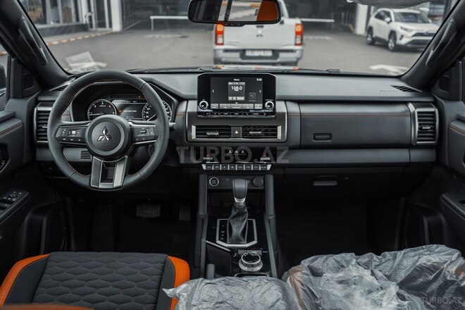 Mitsubishi L200 2026, 0 km - 2.4 l - Bakı