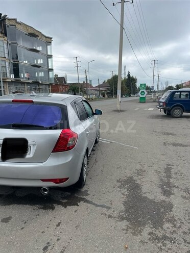 Kia Ceed 2010, 283,000 km - 1.6 л - Lənkəran