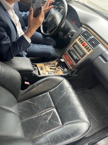 Mercedes E 280 1999, 250,000 km - 2.8 л - Bakı