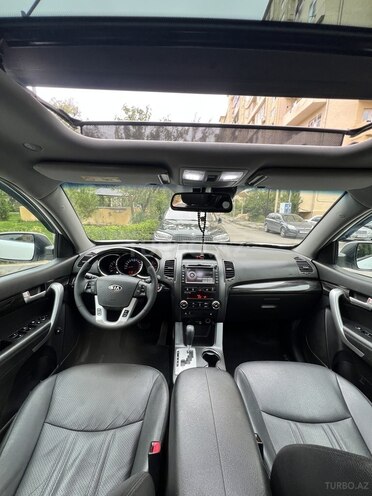 Kia Sorento 2011, 215,630 km - 2.0 l - Bakı