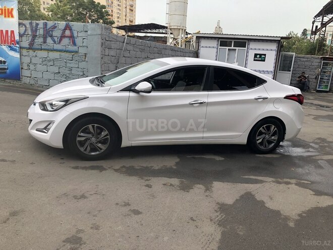 Hyundai Avante 2015, 140,000 km - 1.6 l - Bakı