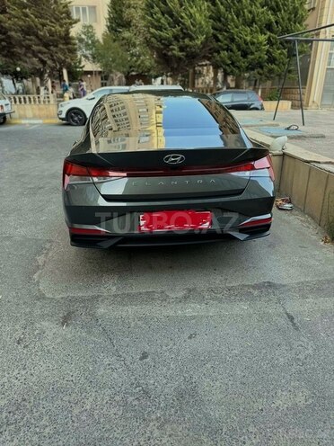 Hyundai Elantra 2023, 19,000 km - 1.6 l - Bakı