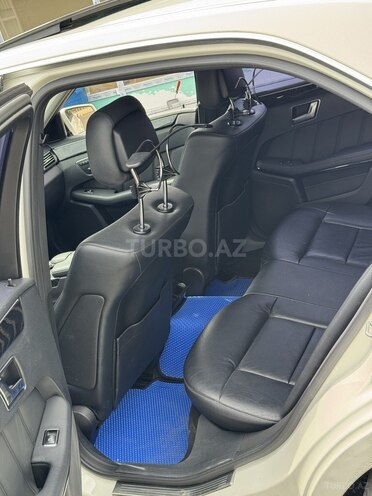 Mercedes E 220 2011, 210,652 km - 2.1 l - Tovuz
