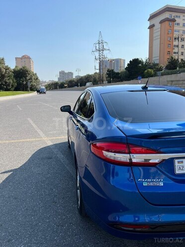 Ford Fusion (North America) 2017, 220,000 km - 2.0 l - Bakı