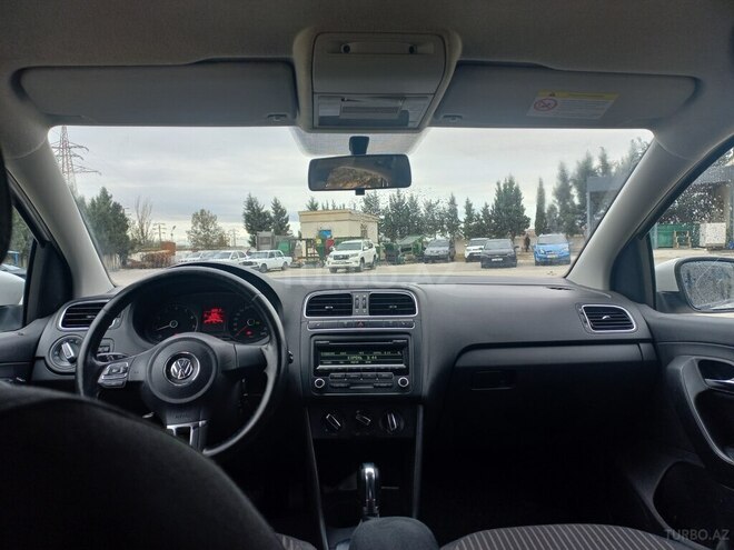 Volkswagen Polo 2012, 208,200 km - 1.6 l - Bakı