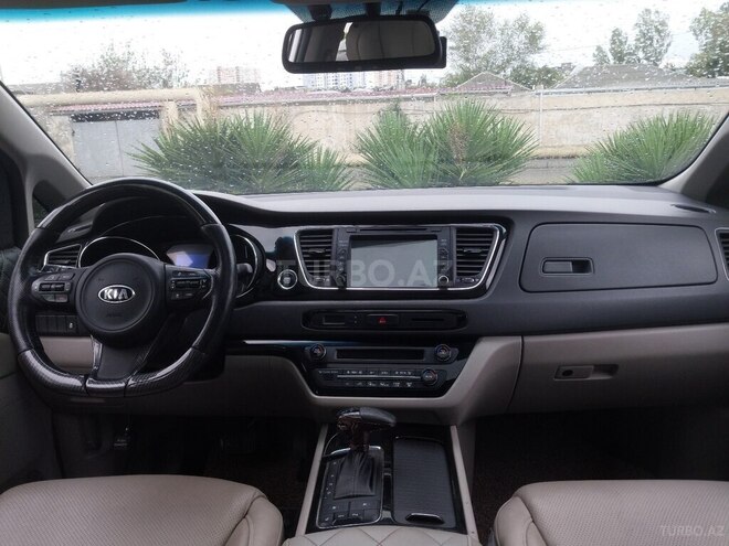 Kia Carnival 2015, 210,000 km - 2.2 l - Bakı