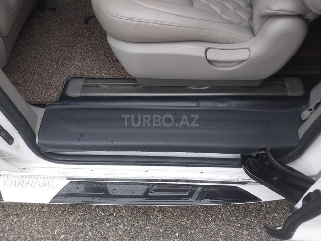 Kia Carnival 2015, 210,000 km - 2.2 l - Bakı