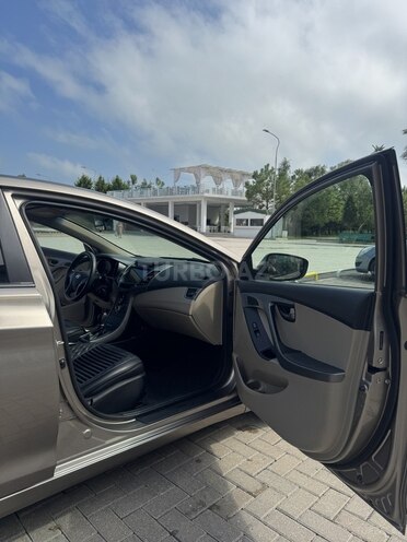 Hyundai Elantra 2014, 174,014 km - 1.8 l - Bakı