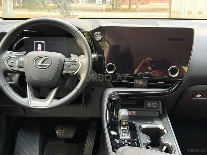 Lexus NX 350h 2022, 18,300 km - 2.5 l - Bakı