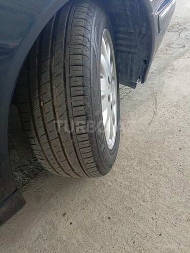 Mercedes E 220 1999, 382,000 km - 2.2 л - Masallı