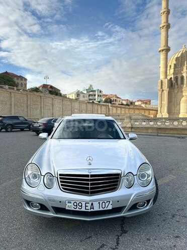 Mercedes E 240-6