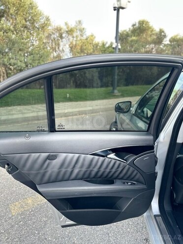 Mercedes E 240-15